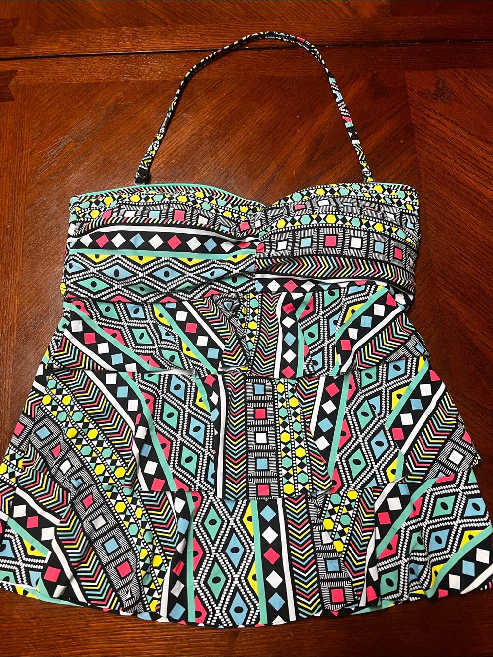 New Direction Tankini Top Large Multicolor Geometric Halter Ruched Swimwear